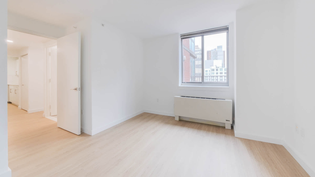 400 West 37th St - Photo 55