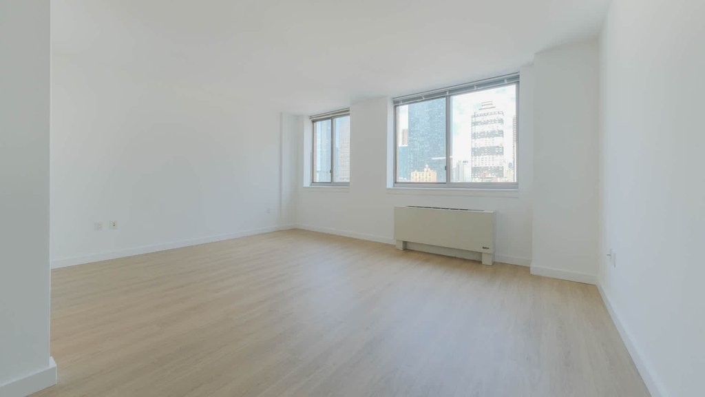400 West 37th St - Photo 63