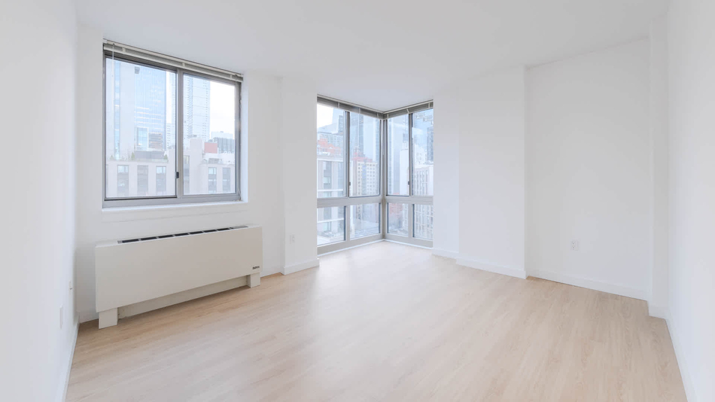 400 West 37th St - Photo 39