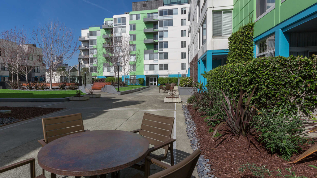 One Saint Francis Pl. - Photo 48