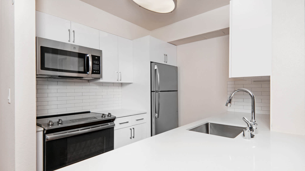 One Saint Francis Pl. - Photo 11
