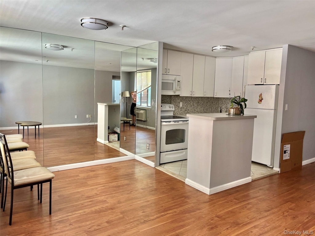 10 Canterbury Road - Photo 5