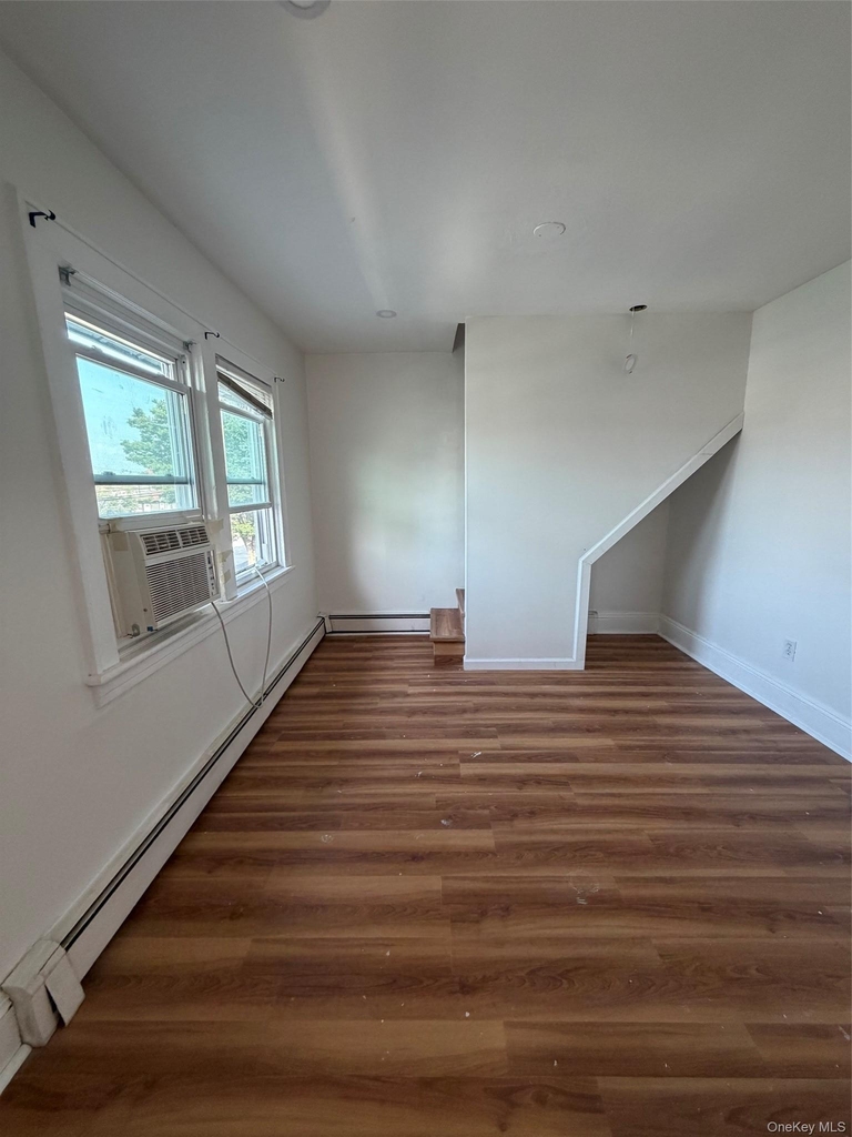42 W Lincoln Avenue - Photo 4