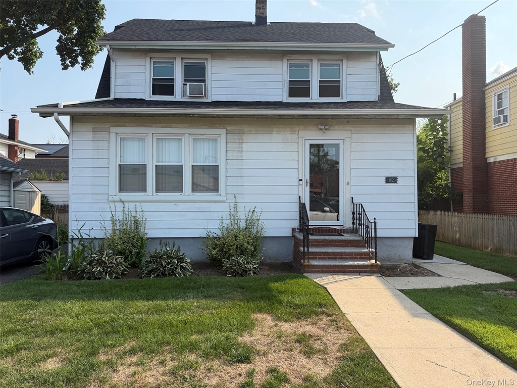 42 W Lincoln Avenue - Photo 0
