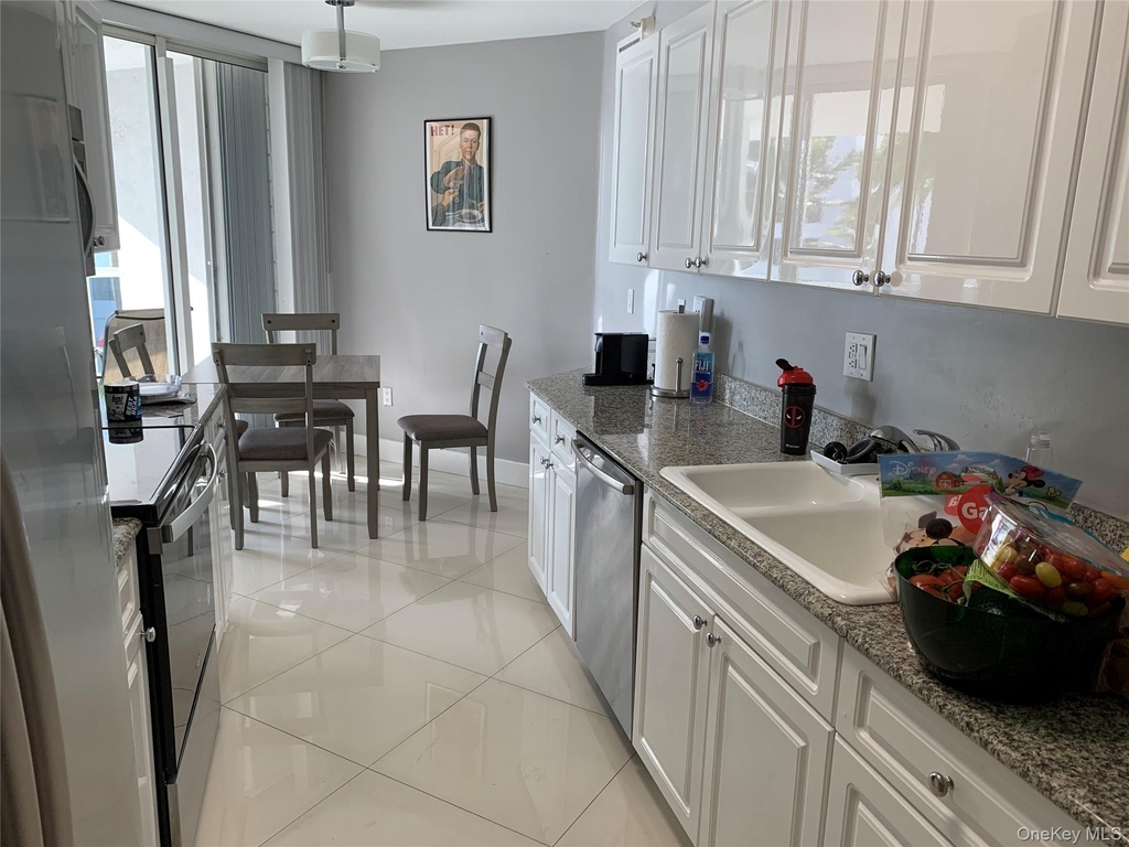 16711 Collins Avenue - Photo 9