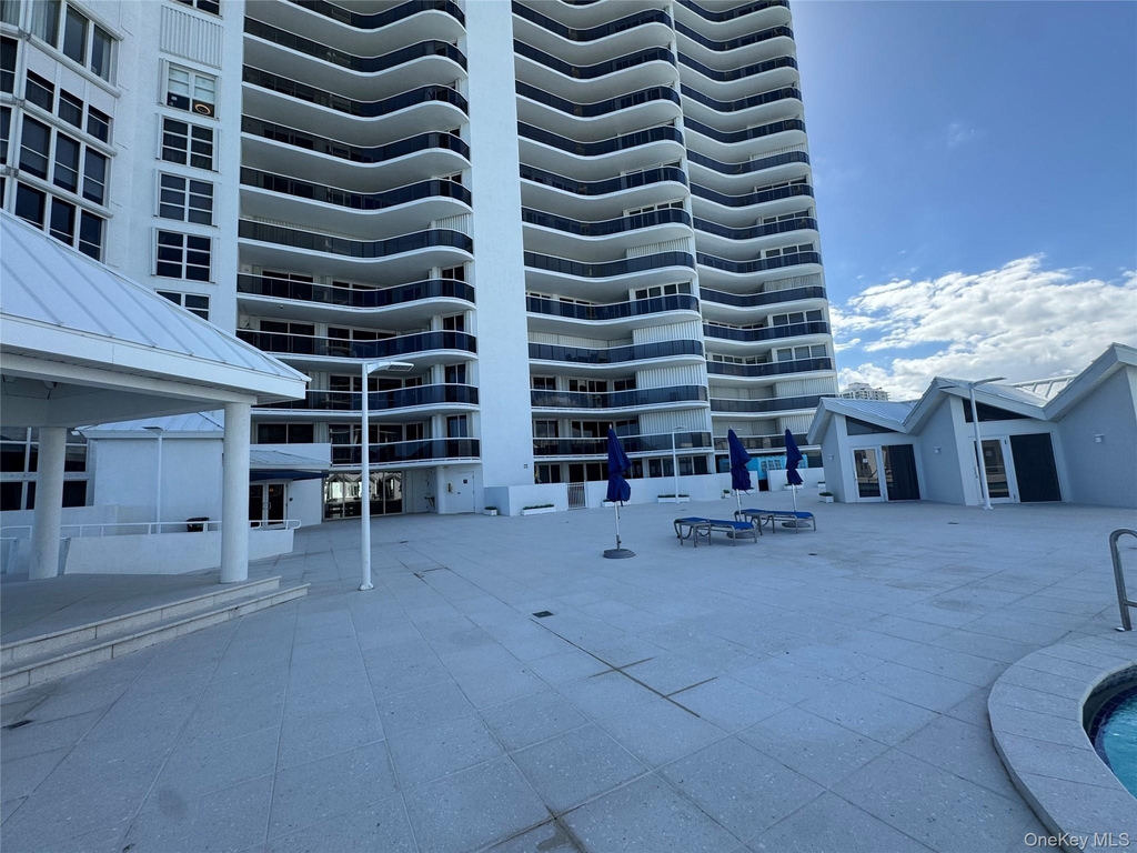 16711 Collins Avenue - Photo 4