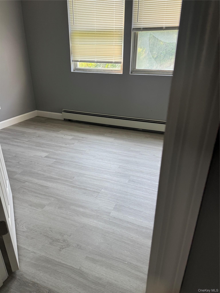 806 Bayview Avenue - Photo 9