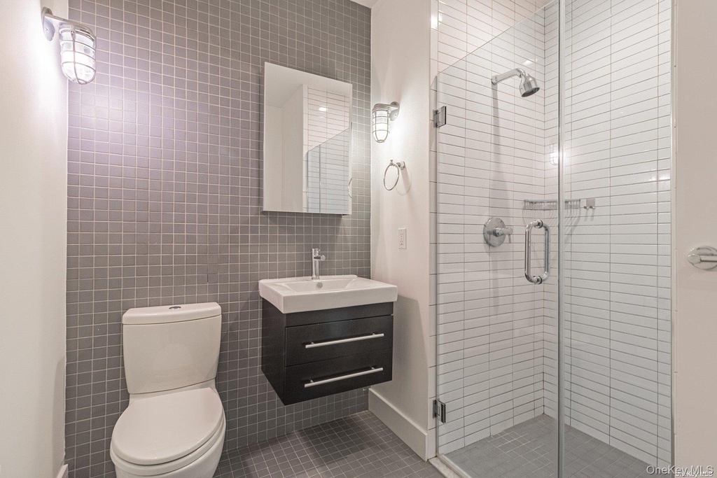 16 Willow Avenue - Photo 5