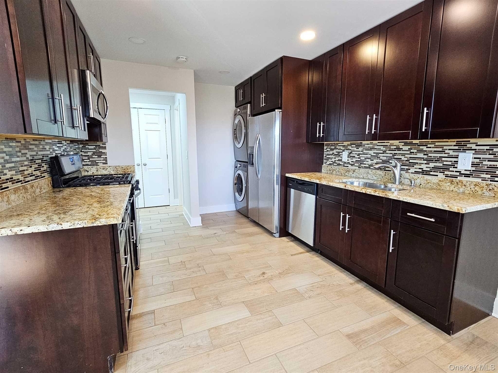 32 Alpine Drive - Photo 2