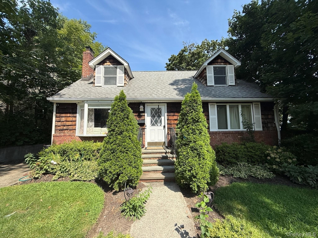 101 Elm Street - Photo 0