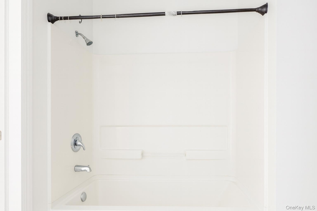 422 Broadway - Photo 3