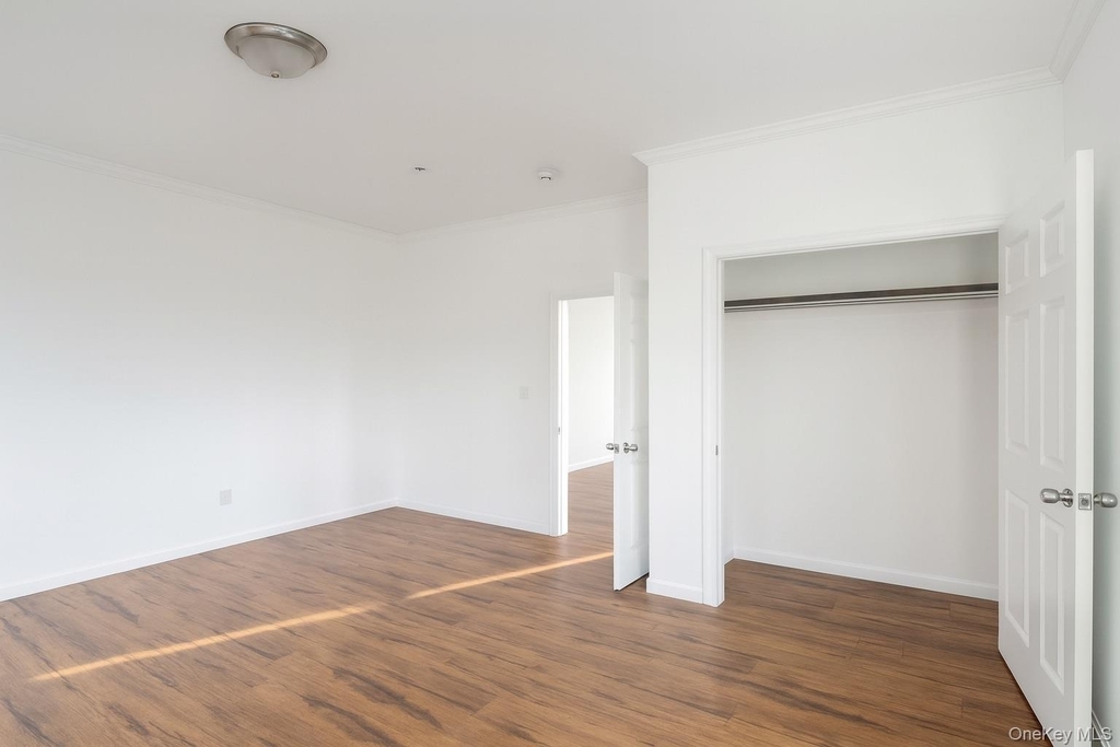 422 Broadway - Photo 6