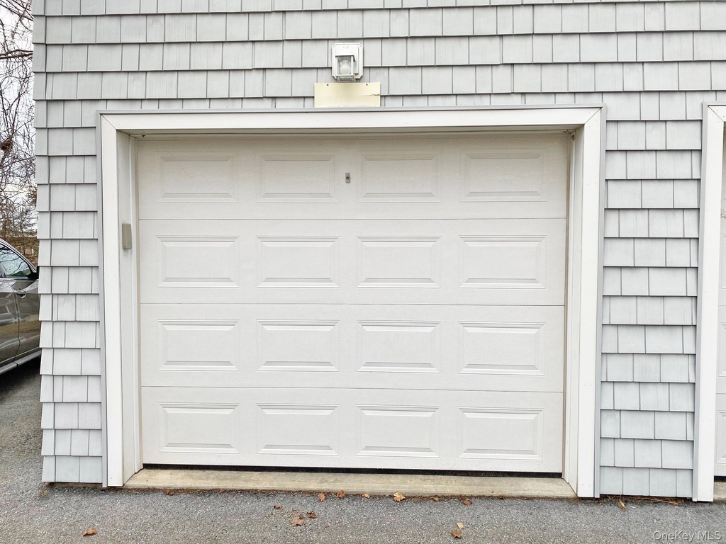 22 Washington Ave, 2nd - Photo 4
