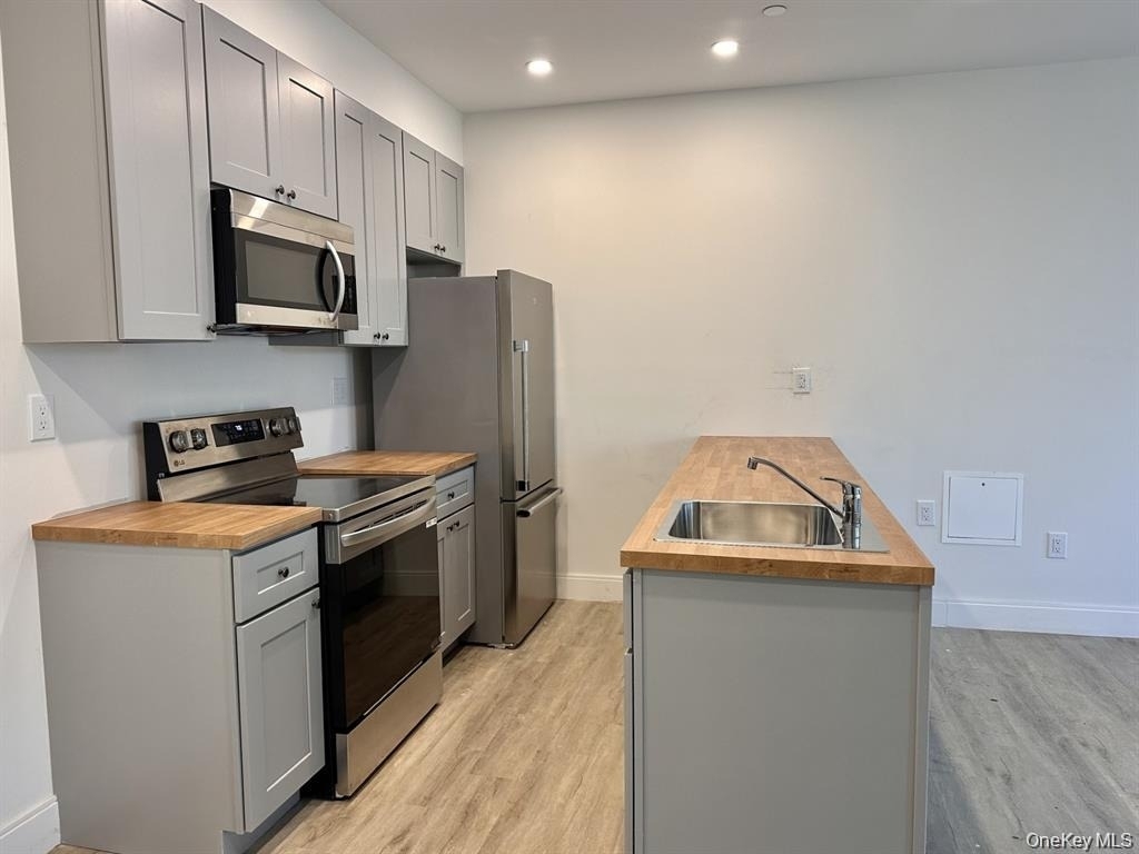 362 W Merrick Road - Photo 2