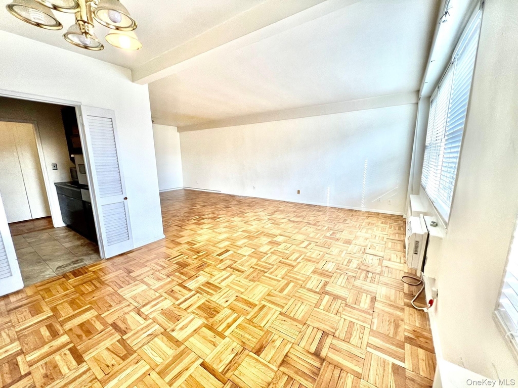 10 Lake Street - Photo 6