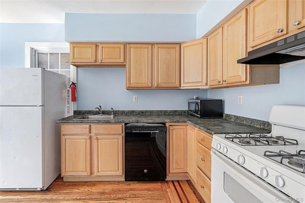 492 Liberty Street - Photo 29