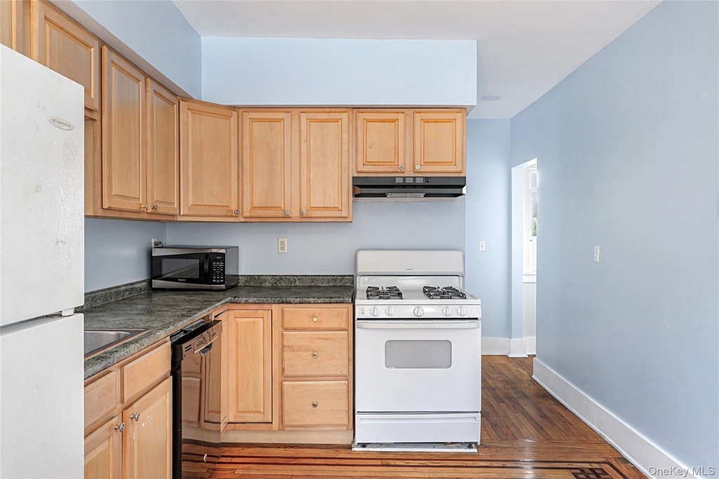 492 Liberty Street - Photo 28