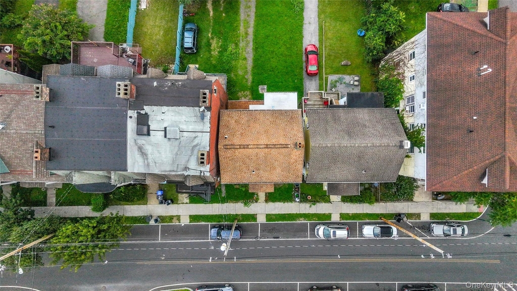 492 Liberty Street - Photo 2