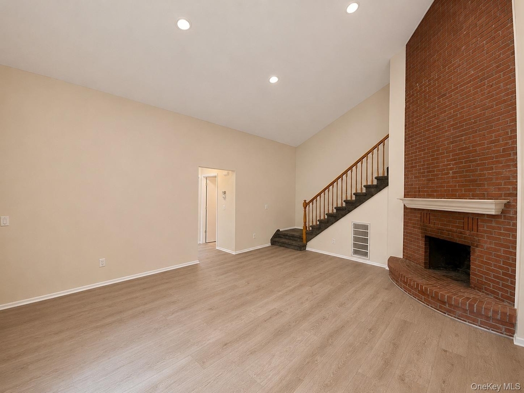 23 Weathervane Way - Photo 5