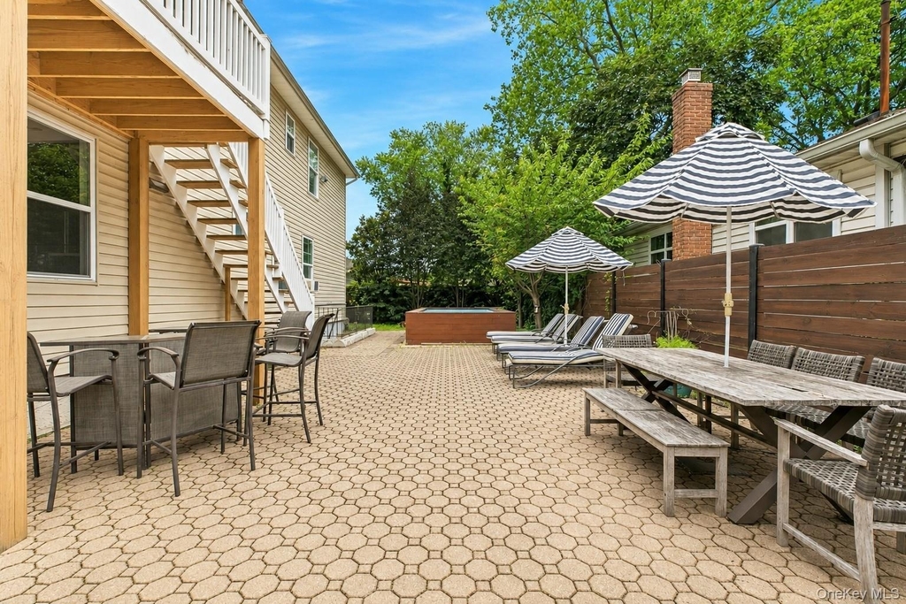 1049 Owasco Road - Photo 14