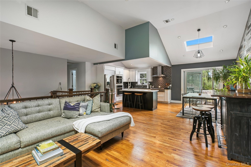 1049 Owasco Road - Photo 1