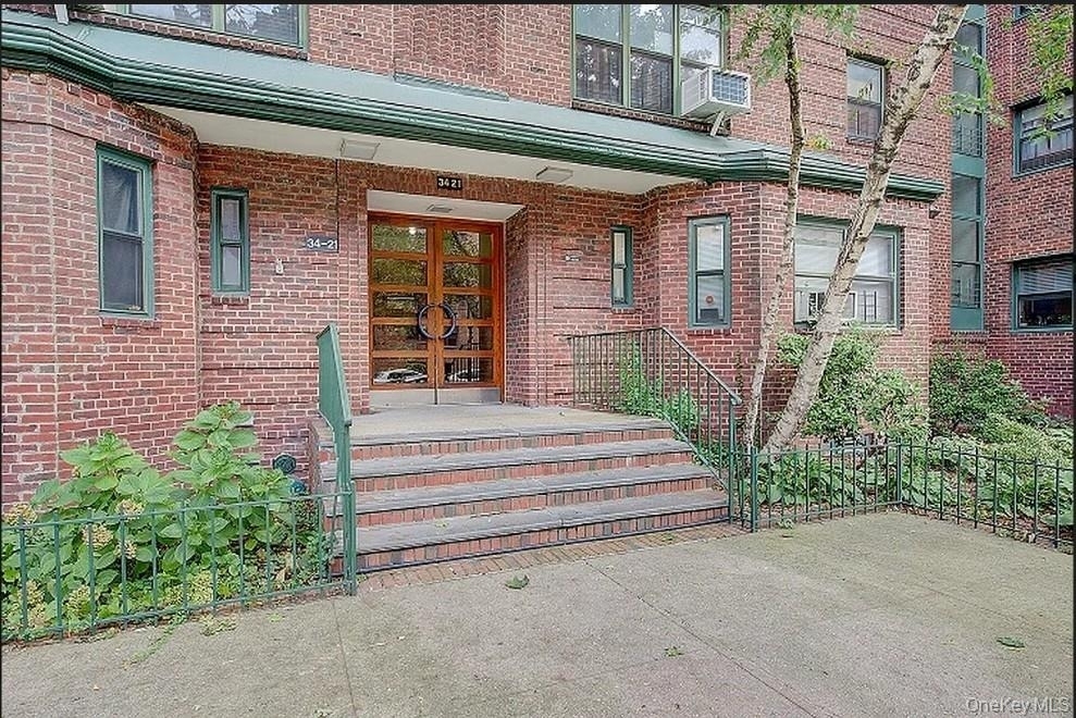 34-21 78th Street - Photo 5
