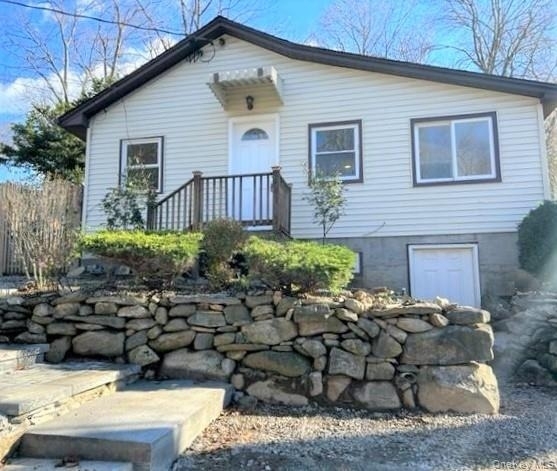 56 Geneva Drive - Photo 0