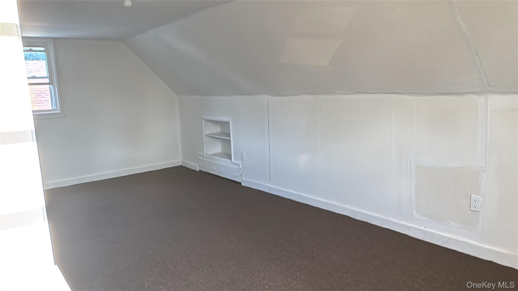 20 Benton Avenue - Photo 9