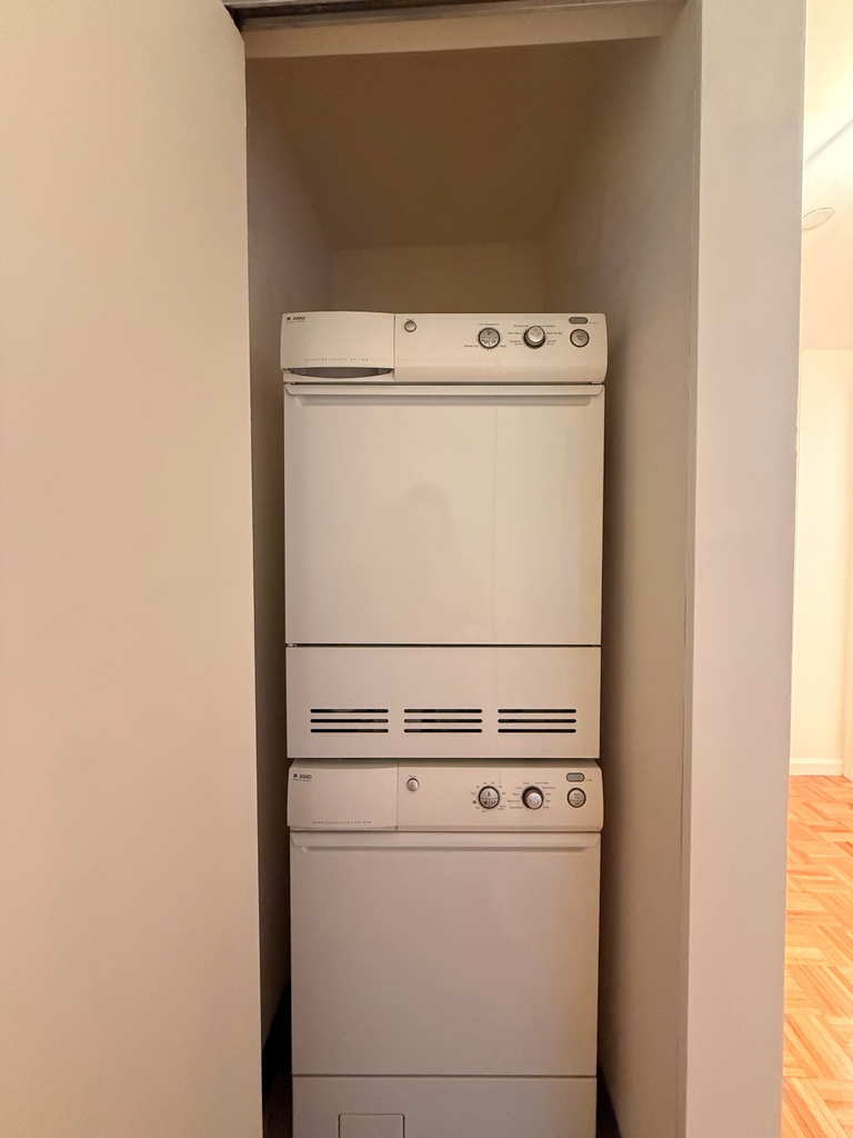 102 Bradhurst Avenue - Photo 4