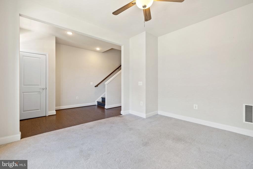 1953 Greenbriar Hall Road - Photo 4