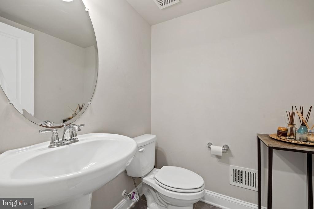 1953 Greenbriar Hall Road - Photo 13