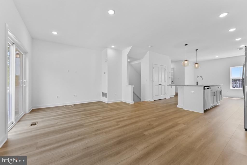 36161 Wilderness Shores Way - Photo 9