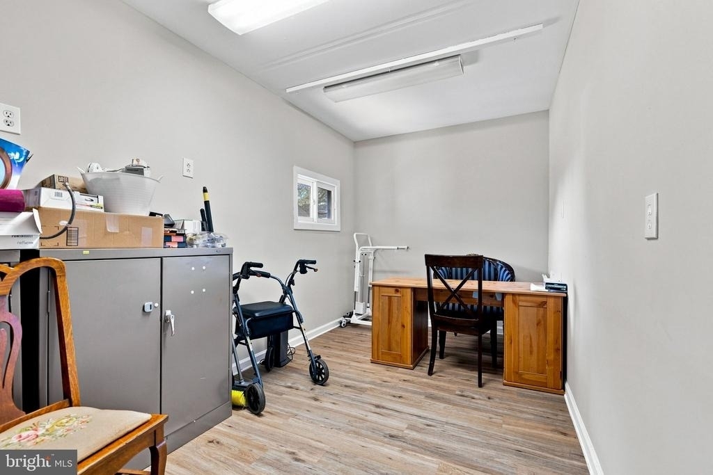 109 Biscayne Court - Photo 32
