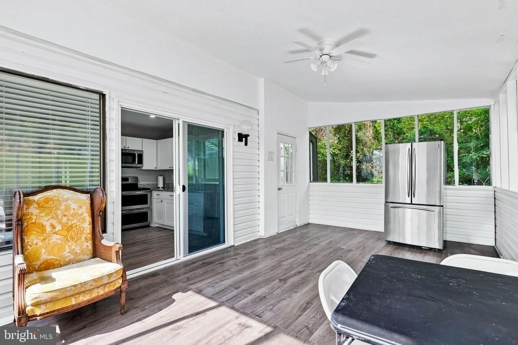 109 Biscayne Court - Photo 11