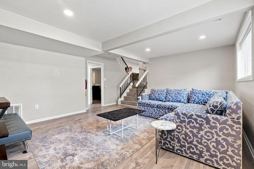 109 Biscayne Court - Photo 25