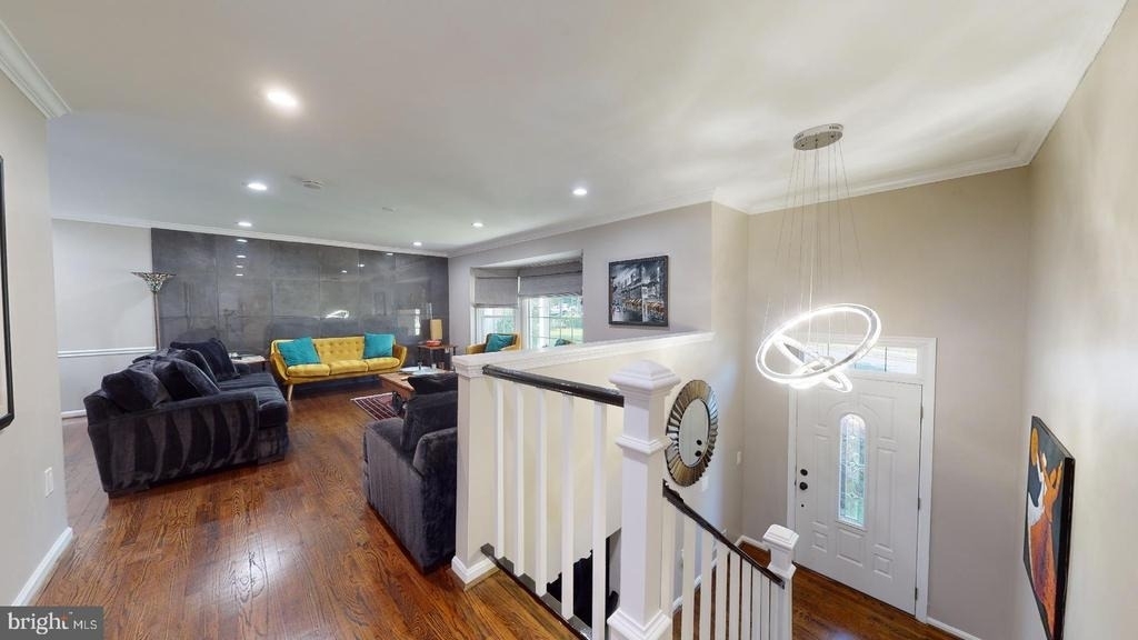 7628 Chancellor Way - Photo 1