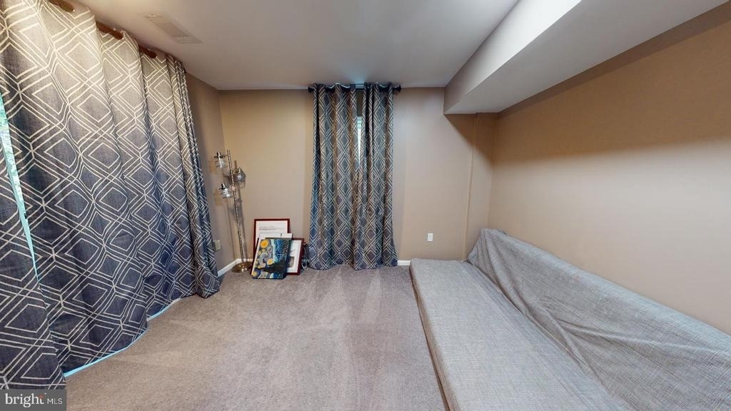 7628 Chancellor Way - Photo 20