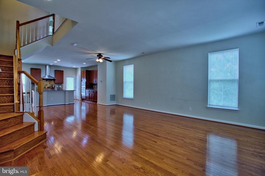 9612 Stockwell Lane - Photo 7