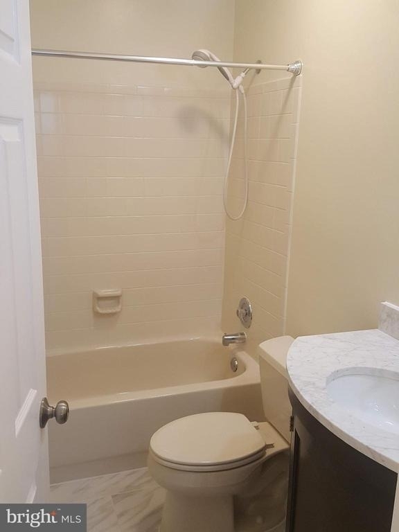 6921 Victoria Drive - Photo 10