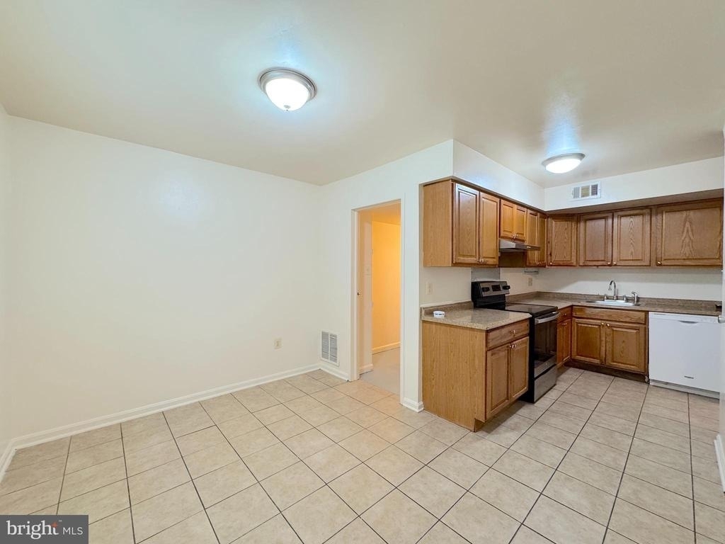 4657 Logsdon Drive - Photo 2