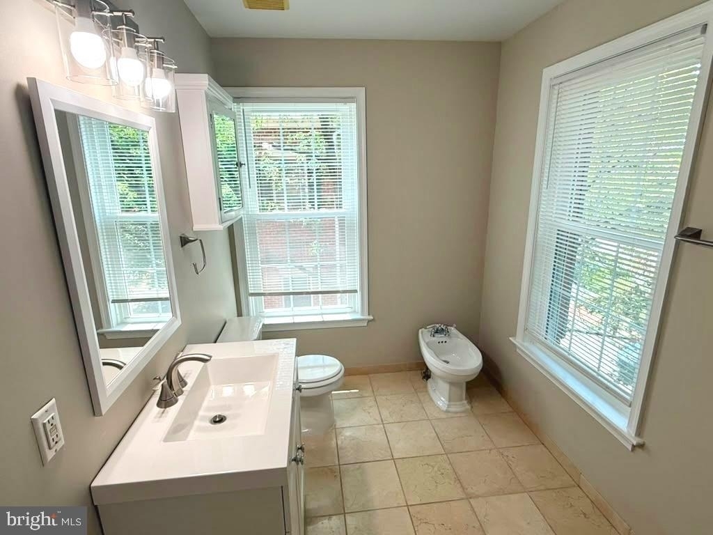 1166 N Vernon Street - Photo 24