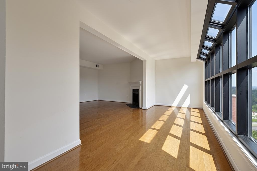 1021 Arlington Boulevard - Photo 12