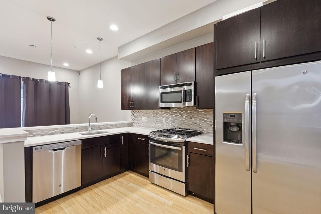 1130 N Front Street - Photo 4