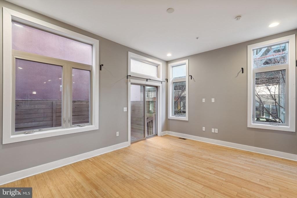1130 N Front Street - Photo 8
