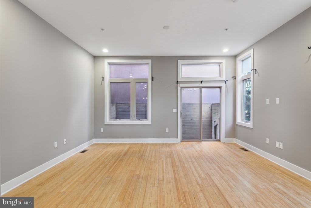 1130 N Front Street - Photo 6