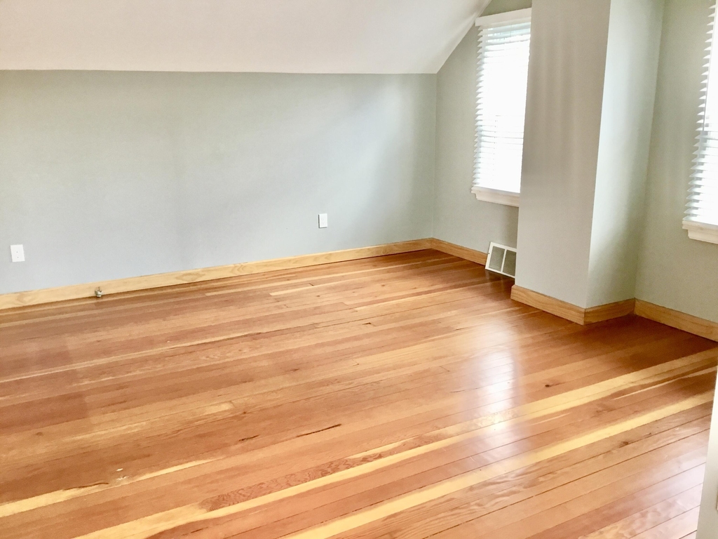 520 S Kenwood Avenue - Photo 8