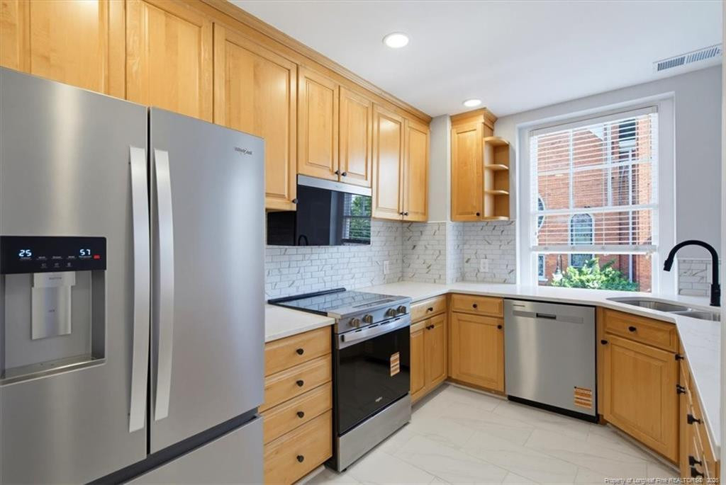 123 Anderson Street - Photo 10
