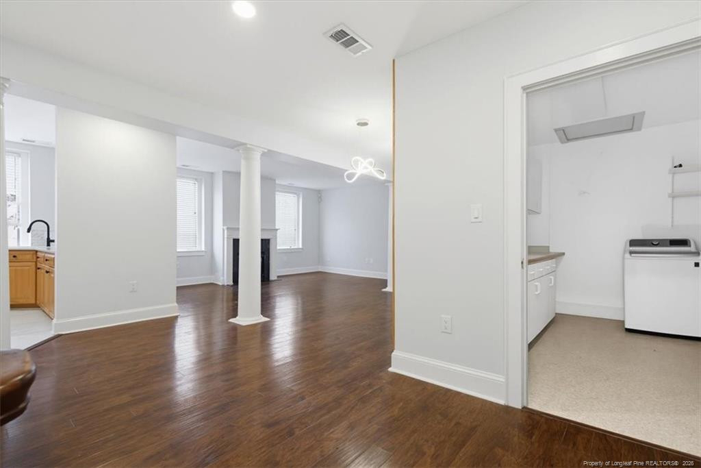 123 Anderson Street - Photo 2