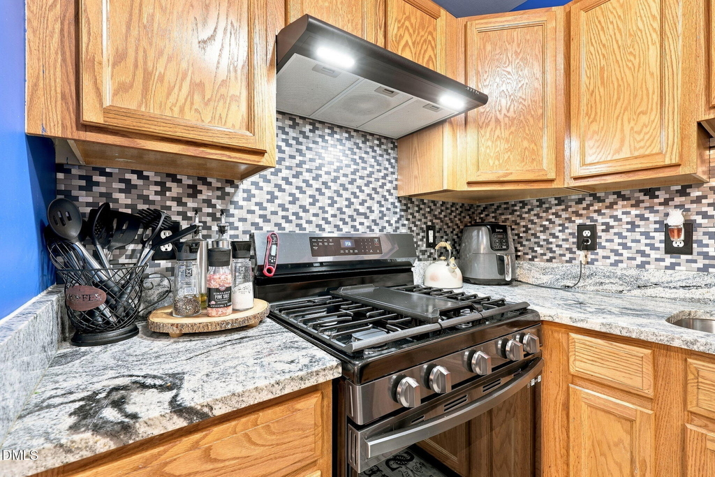 8640 Neuse Landing Lane - Photo 6