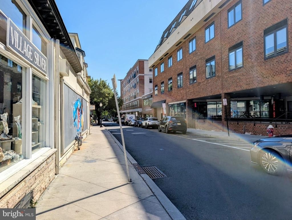14 Spring St - Photo 10